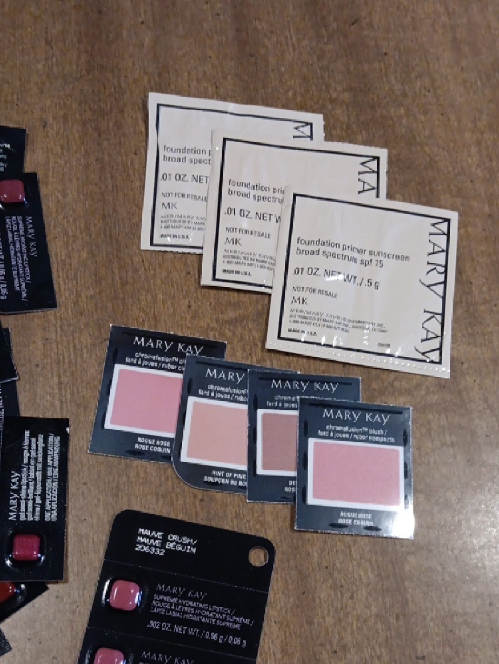 Mary Kay Sample Pack — Pink, Peach & Neutral Makeup Singles - Picture 4 of 4